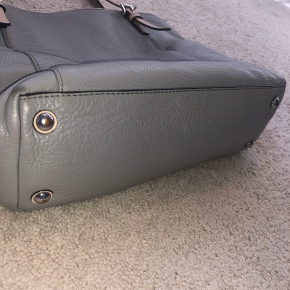 Michael Kors Jet Set Grey Tote - Picture 3 of 7